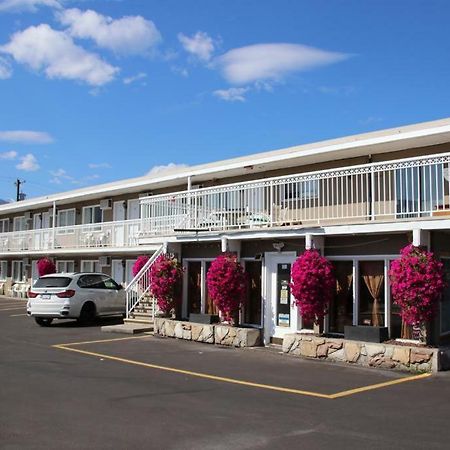 Plaza Motel Penticton Eksteriør billede
