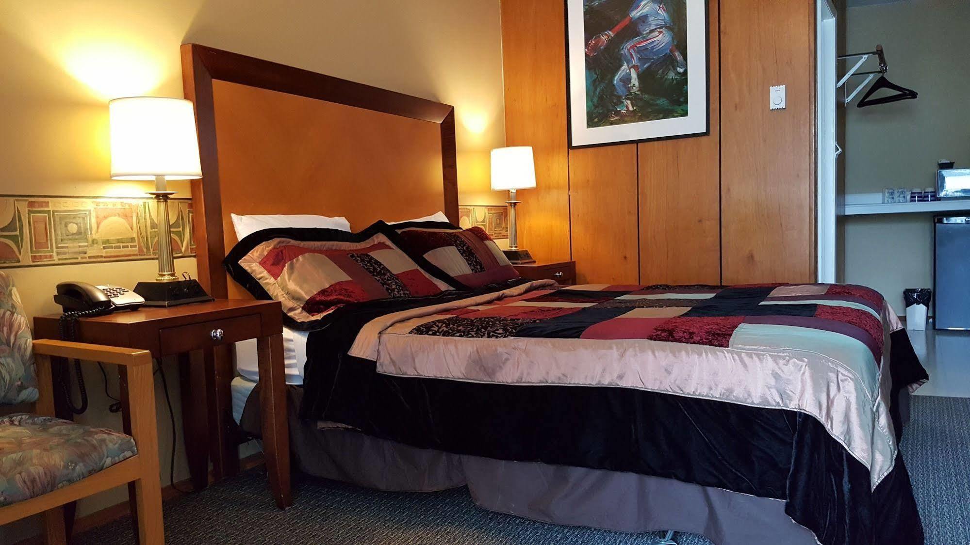 Plaza Motel Penticton Eksteriør billede